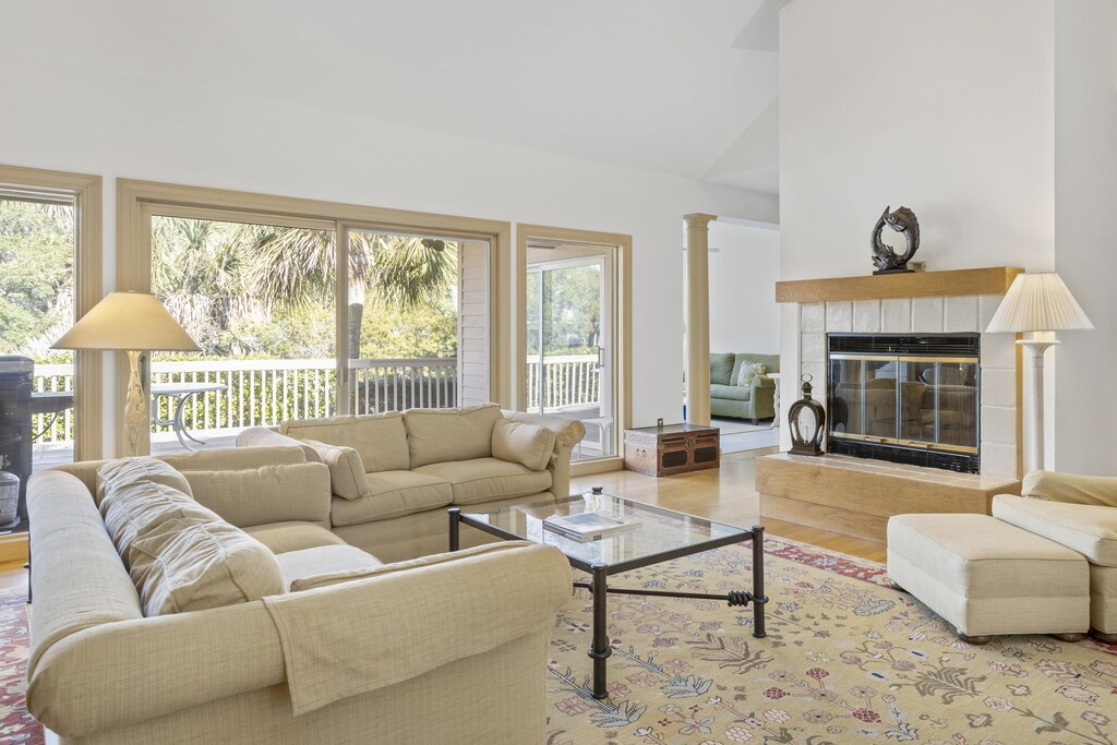 579595ce-920c-48c8-9614-b8492140bf6f-2