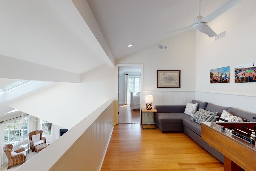 81-Surfsong-05262023_141057