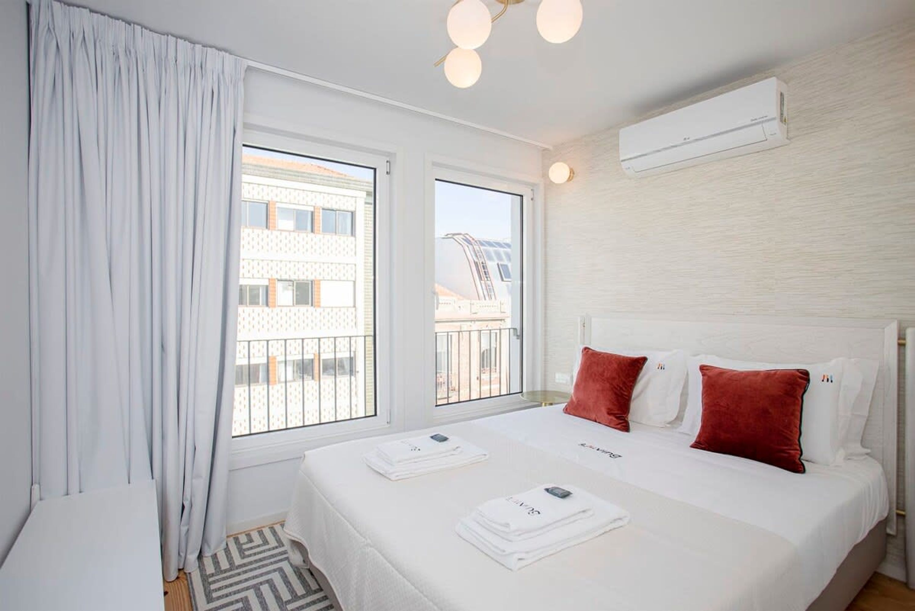 Property Image 1 - Liiiving in Porto-Modern   Glam Rooftop Apartment