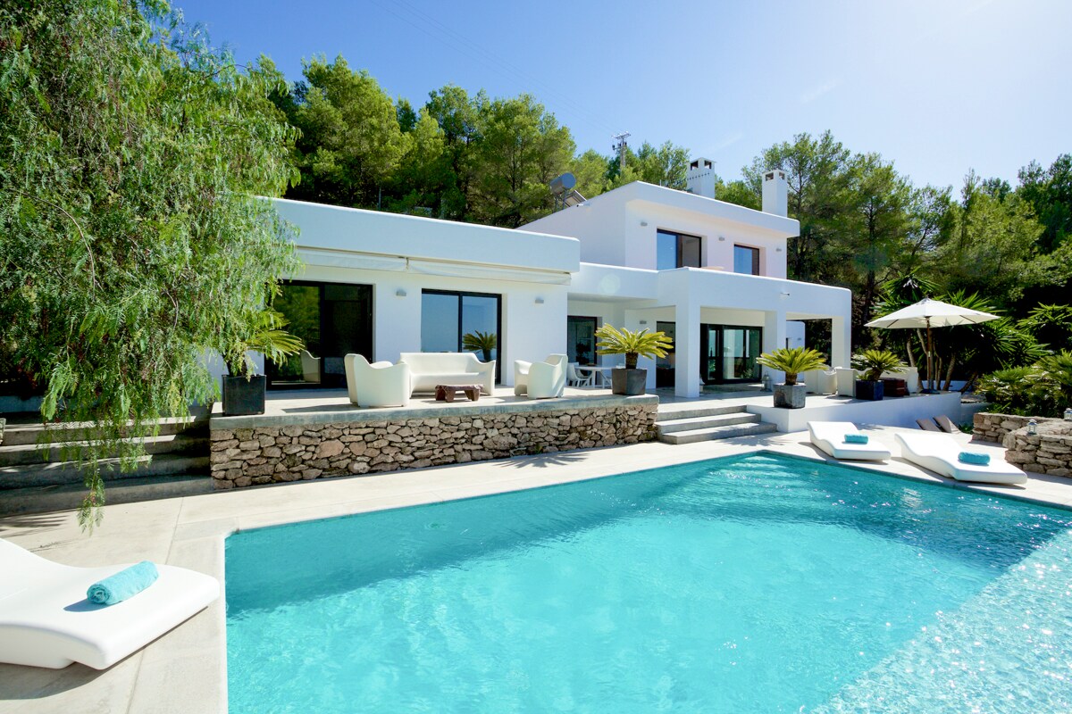 Property Image 1 - Villa Gris