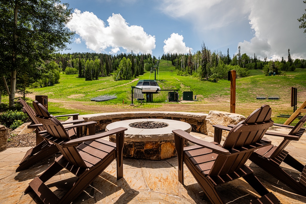 Communal fire pit and ski-in, ski-out