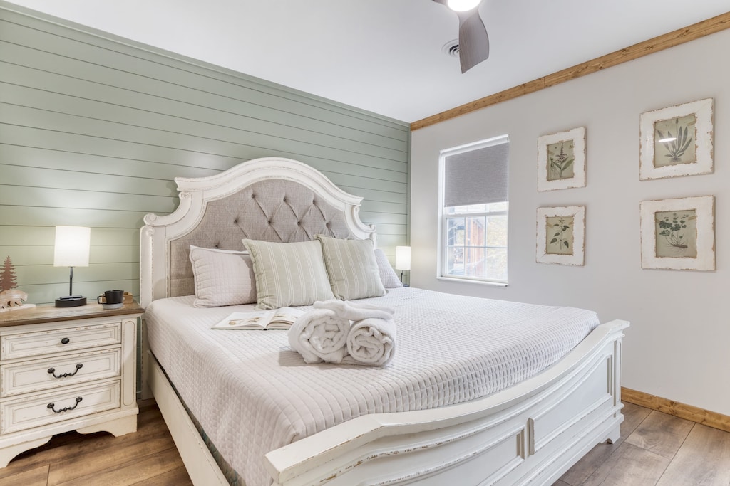 Bedroom 4 features a king bed and TV.