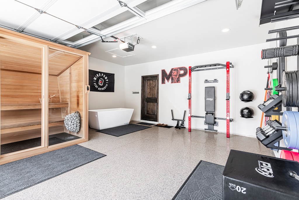 Cold plunge, relaxing sauna and fitness equipment