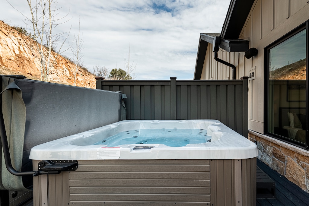 Private hot tub - 3rd level deck