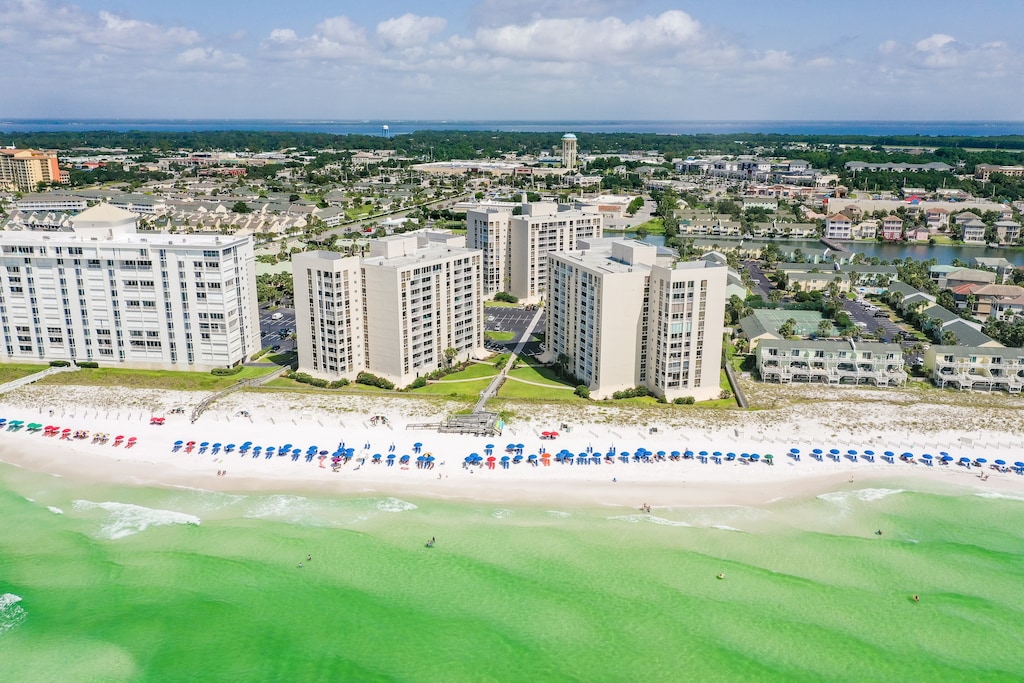 Shoreline Towers Ariel View