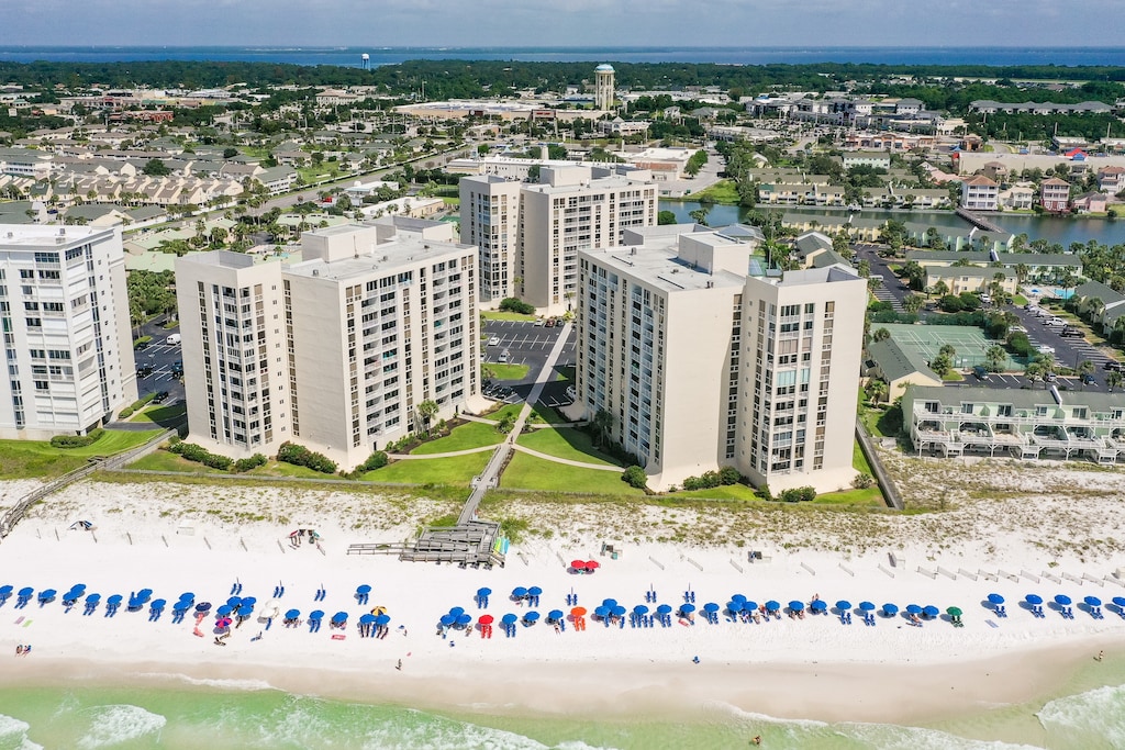 Shoreline Towers Ariel View
