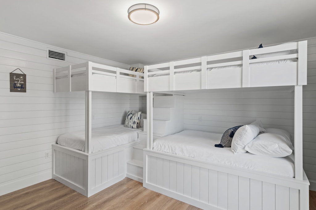 Bunk room