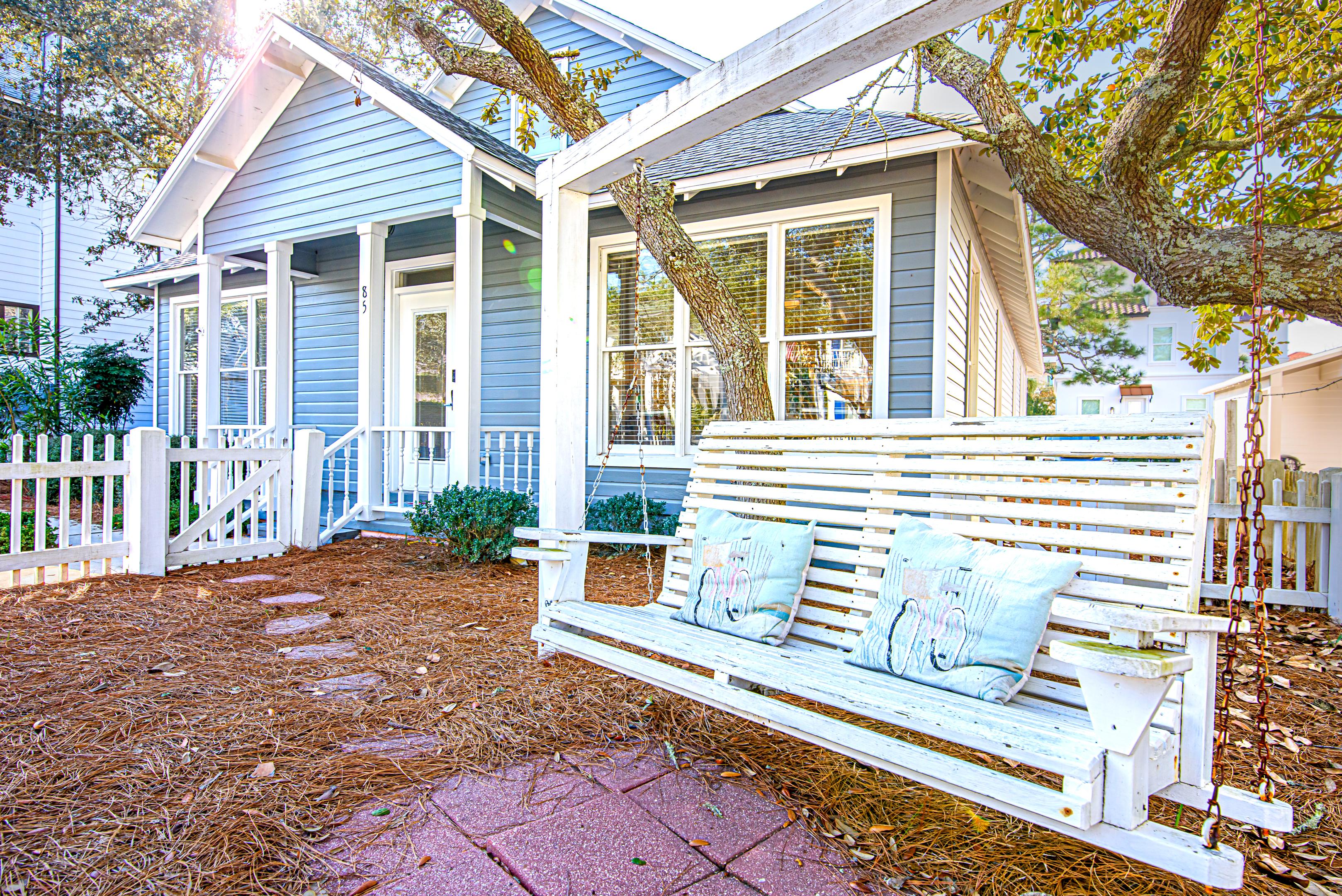 Front Yard Swing 