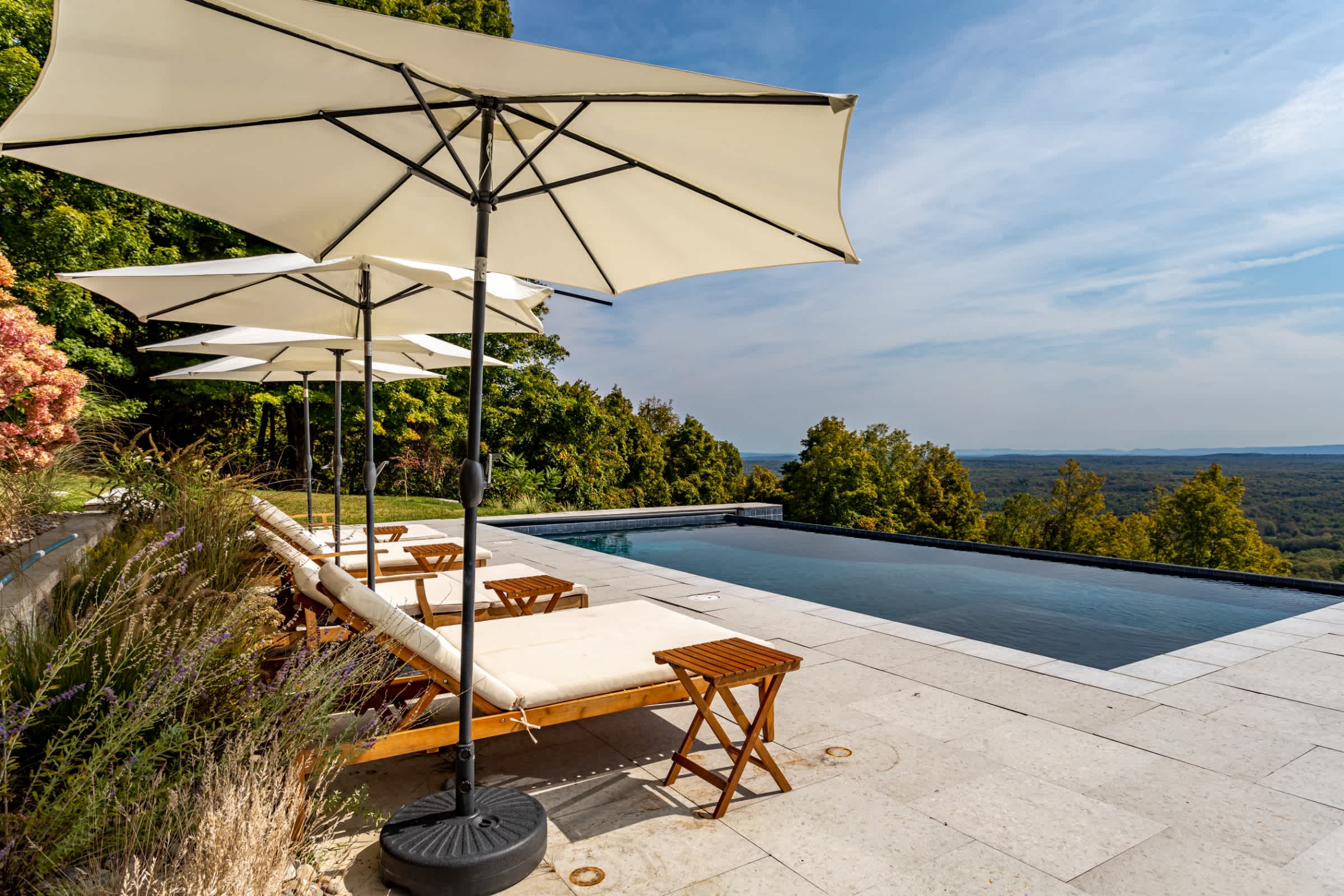 Casa Manzara: Mountain Top Views, Pool + Hot Tub