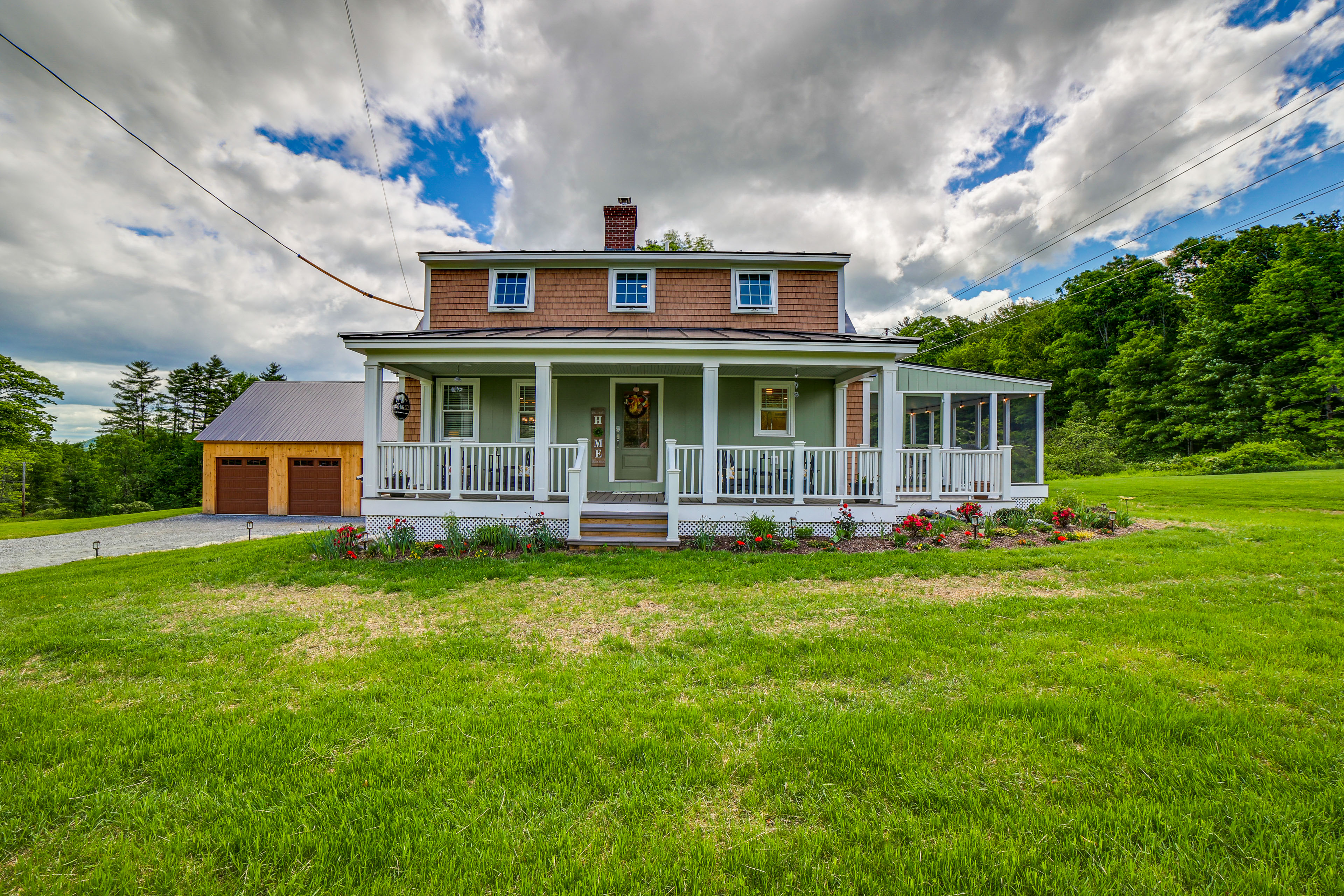 Property Image 1 - Charming Cavendish Cottage: All-Season Retreat!