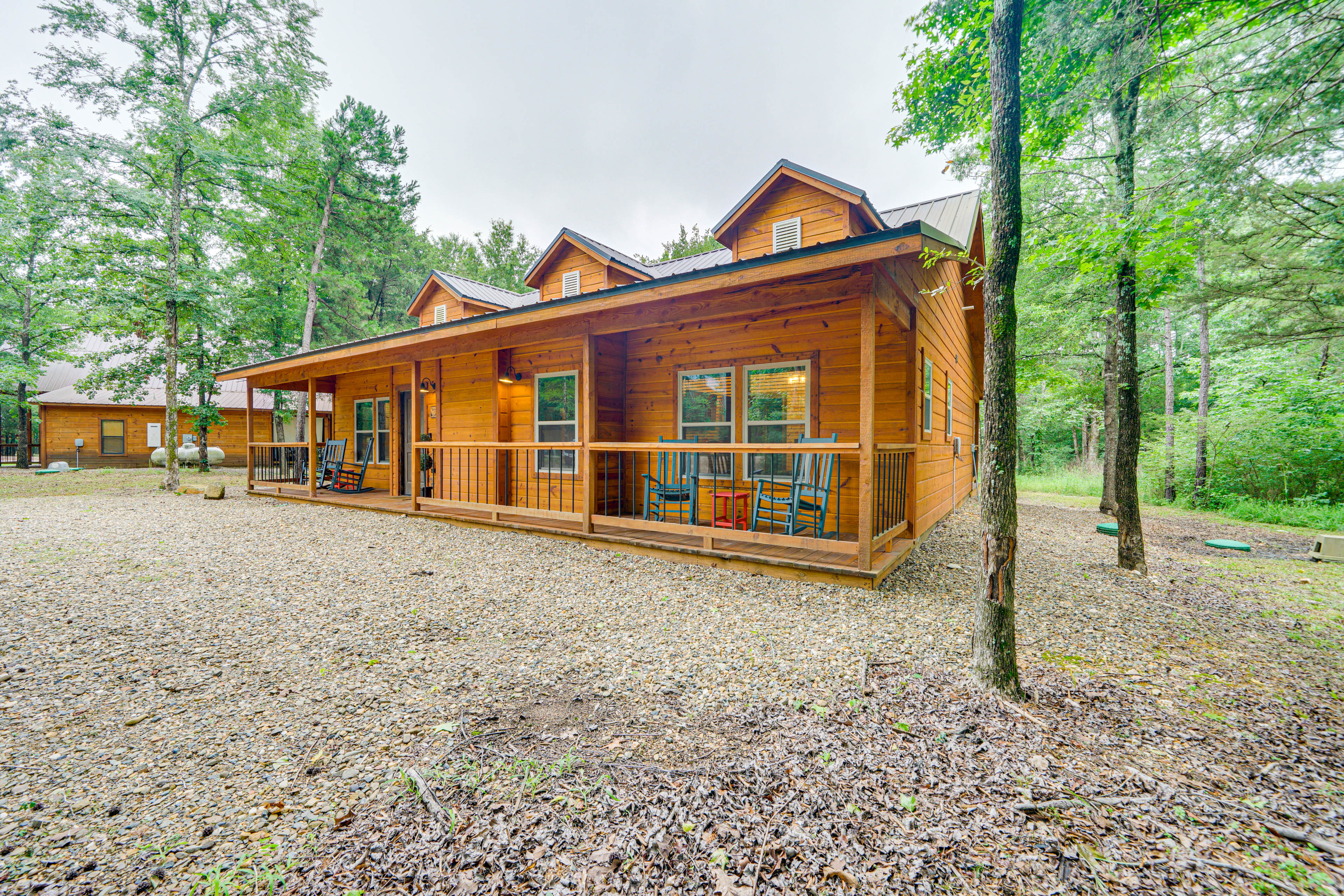 Property Image 1 - Broken Bow Cabin w/ Private Hot Tub: 14 Mi to Lake