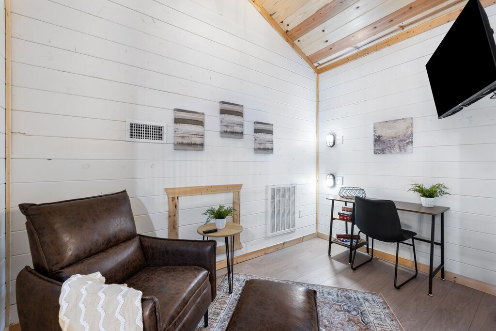 Nice cozy chairs upstairs