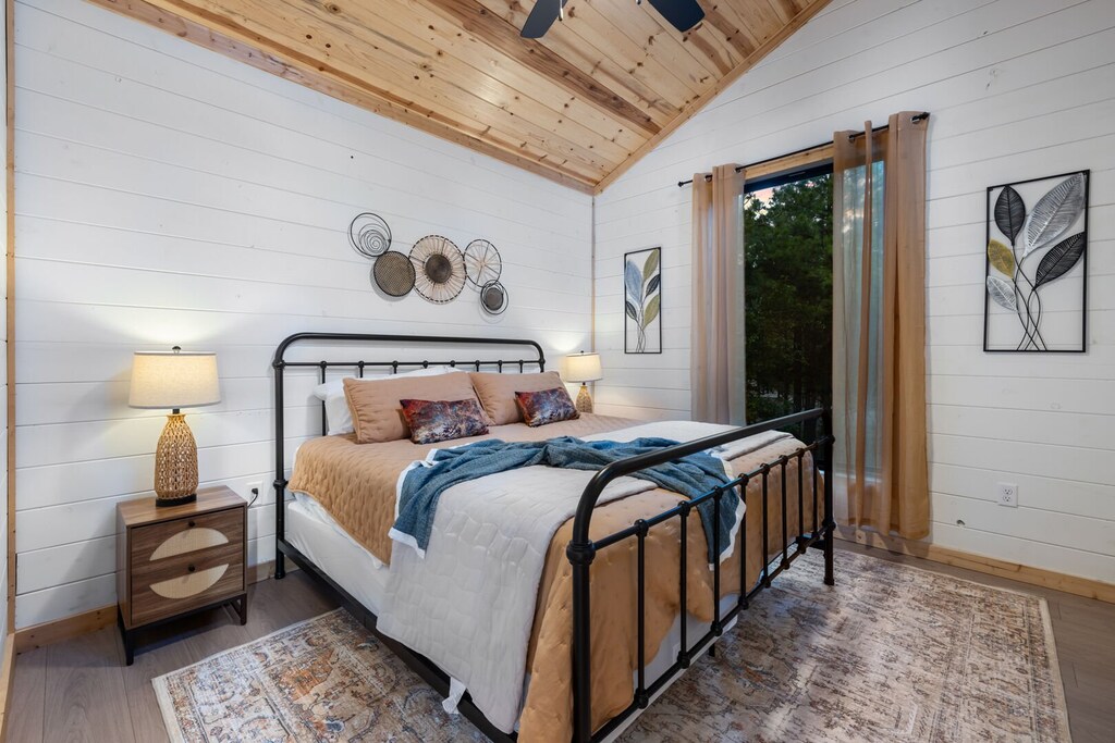 2nd king bed upstairs