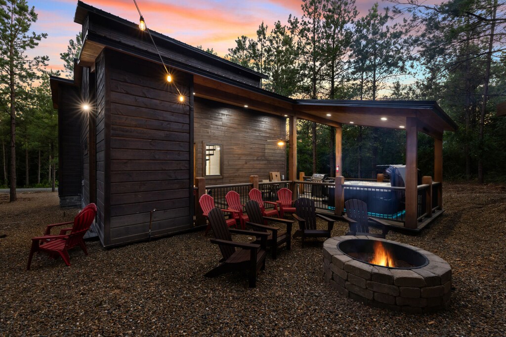 Plenty of seating for everyone!