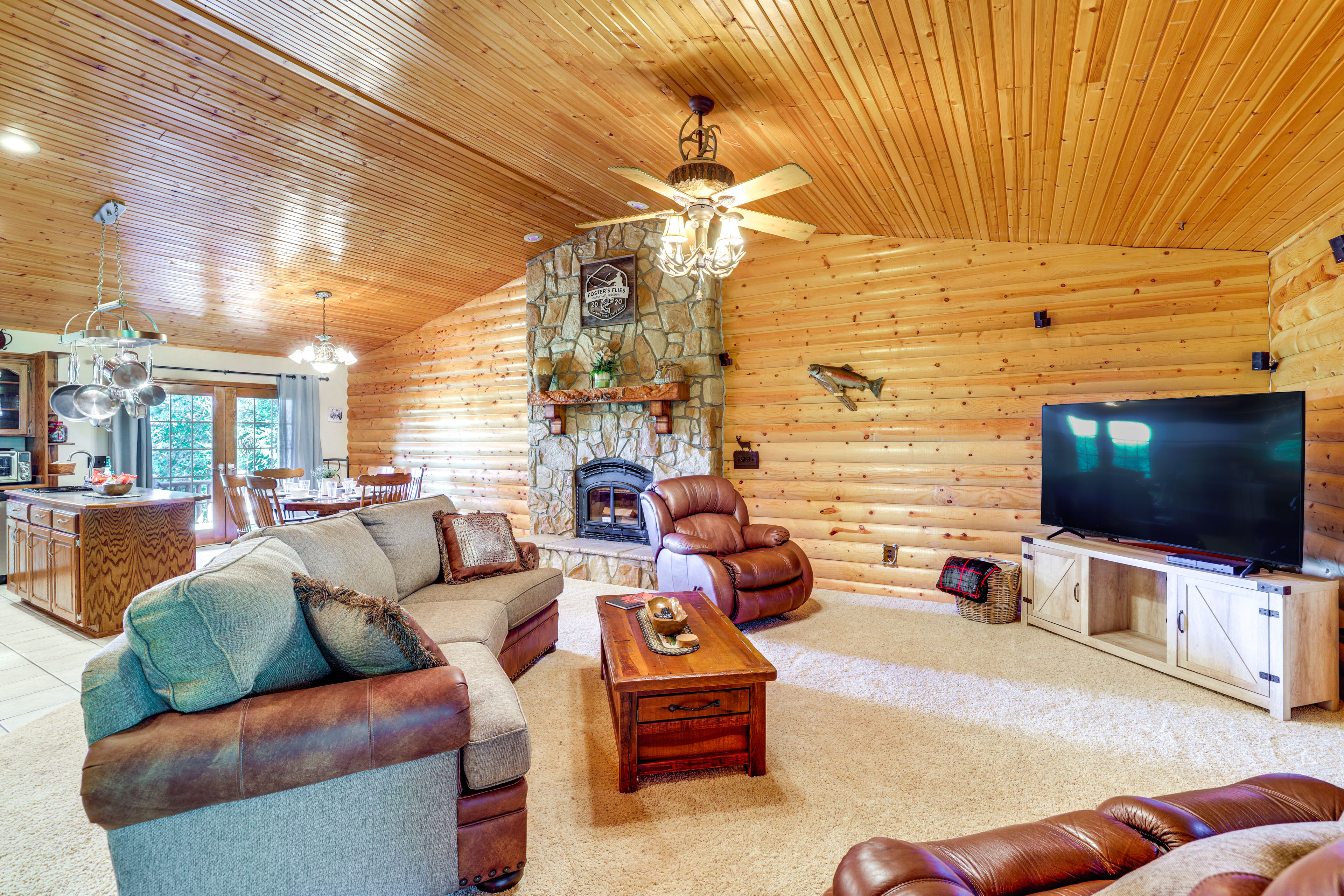 Property Image 1 - ’Just a Cast Away’ Cassville Cabin w/ Covered Deck