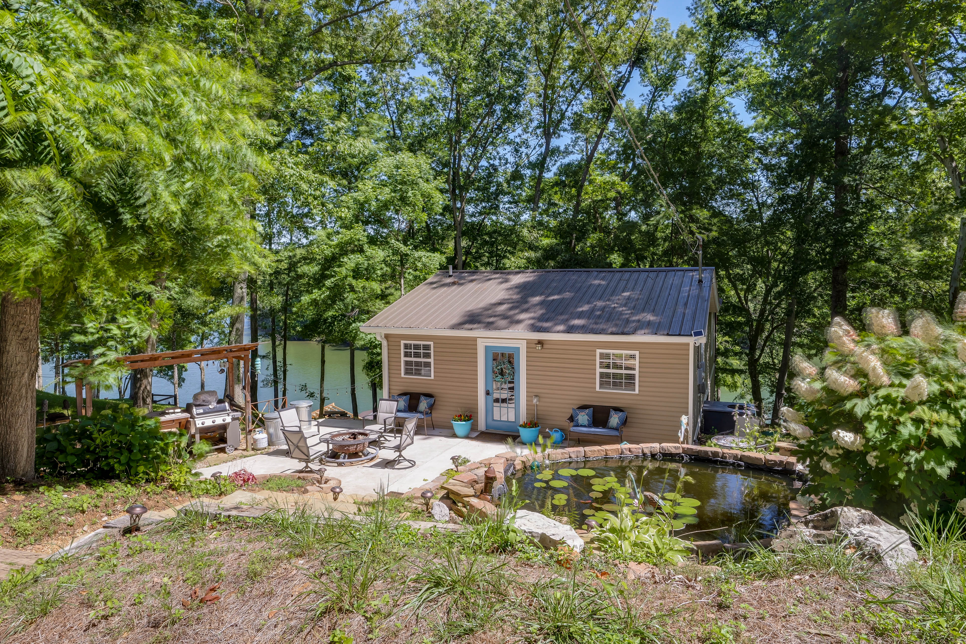 Property Image 1 - Riverfront Cottage Near Rock Island State Park