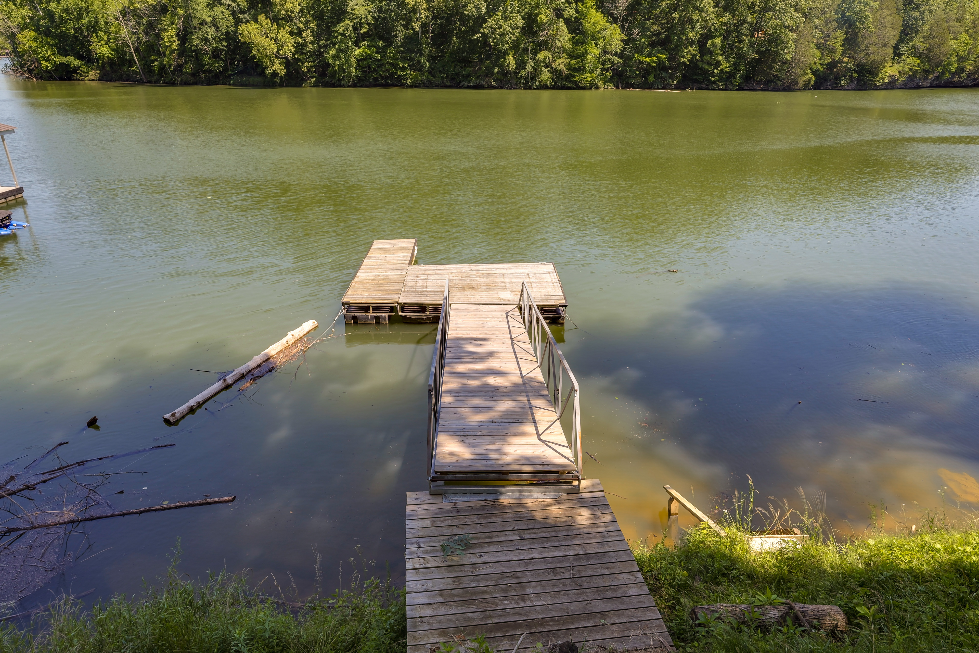 Property Image 2 - Riverfront Cottage Near Rock Island State Park