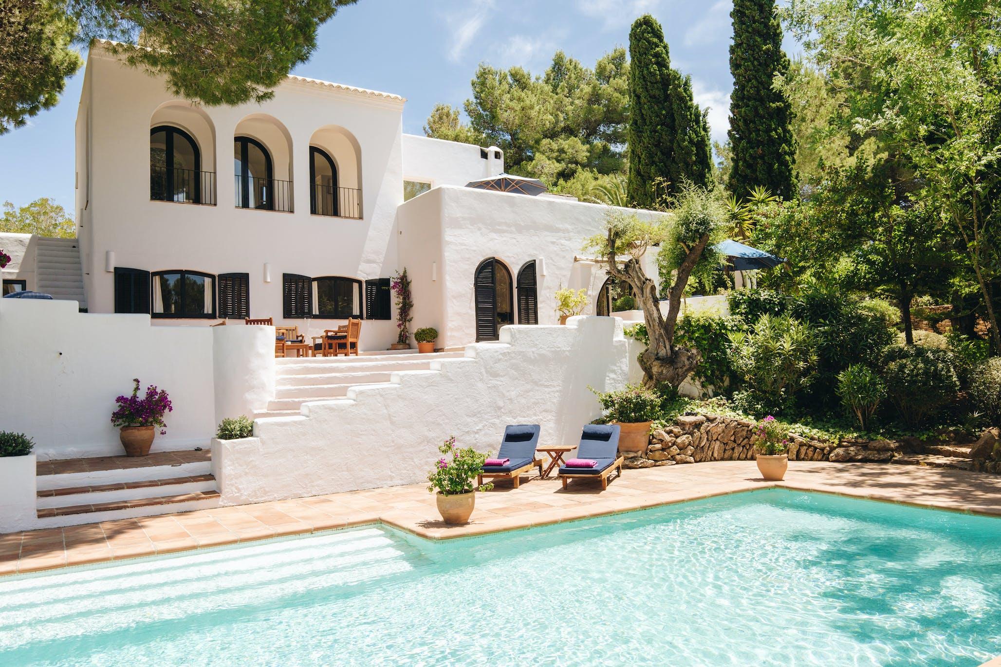 Property Image 1 - Wonderfully appointed villa, located within peaceful surroundings in the heart of Ibiza