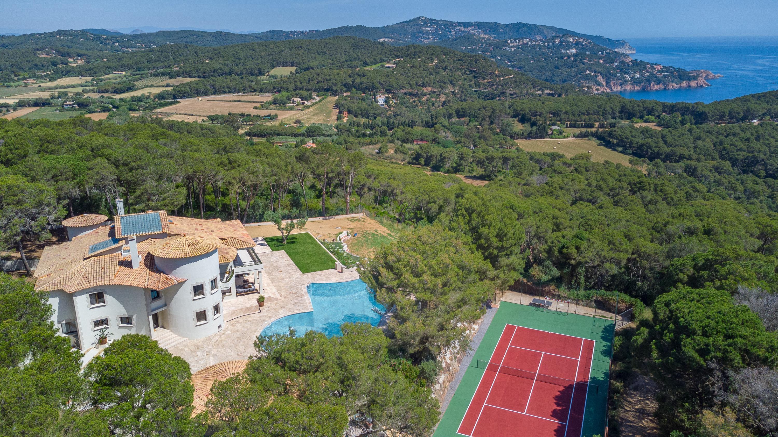 Property Image 2 - Costa Brava Villa Skyfall