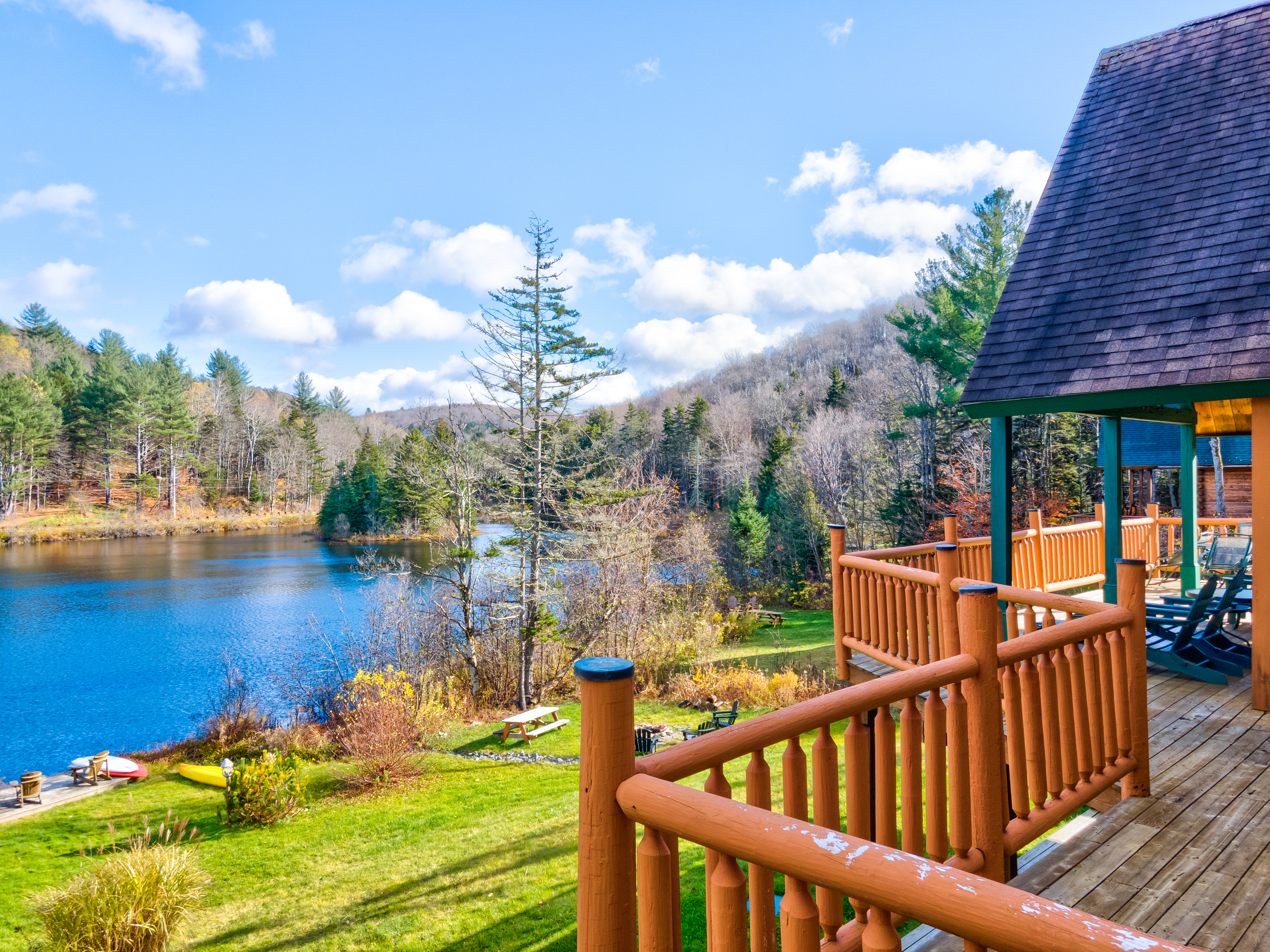 Summer Vibes on a lake in a quiet Vermont Neighborhood