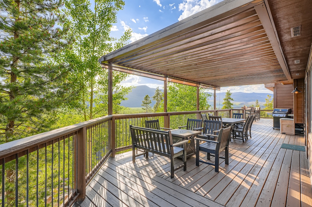 Amazing outdoor space with fire-pit and a view