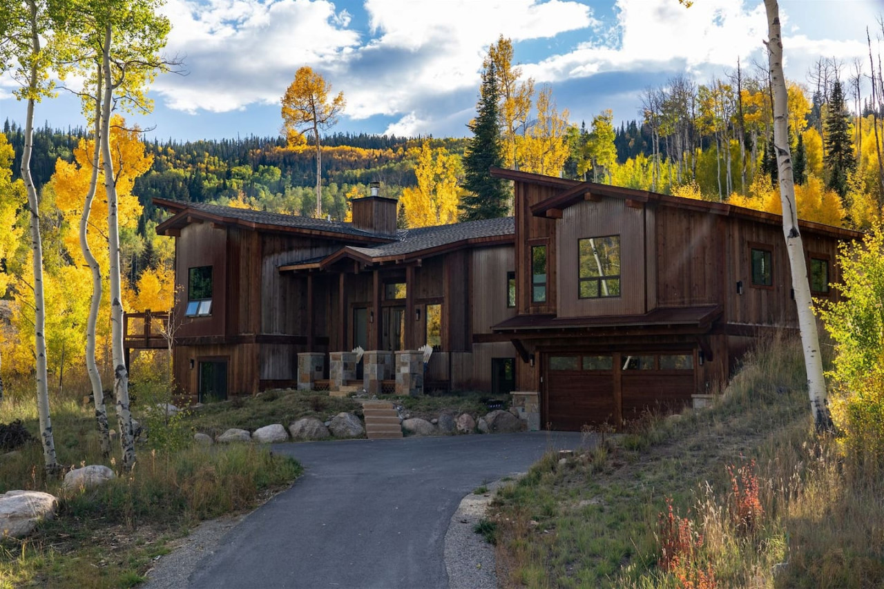 Property Image 1 - Byers Valley Escape - Pet Friendly, Private Hot Tub, Custom Mountain Home