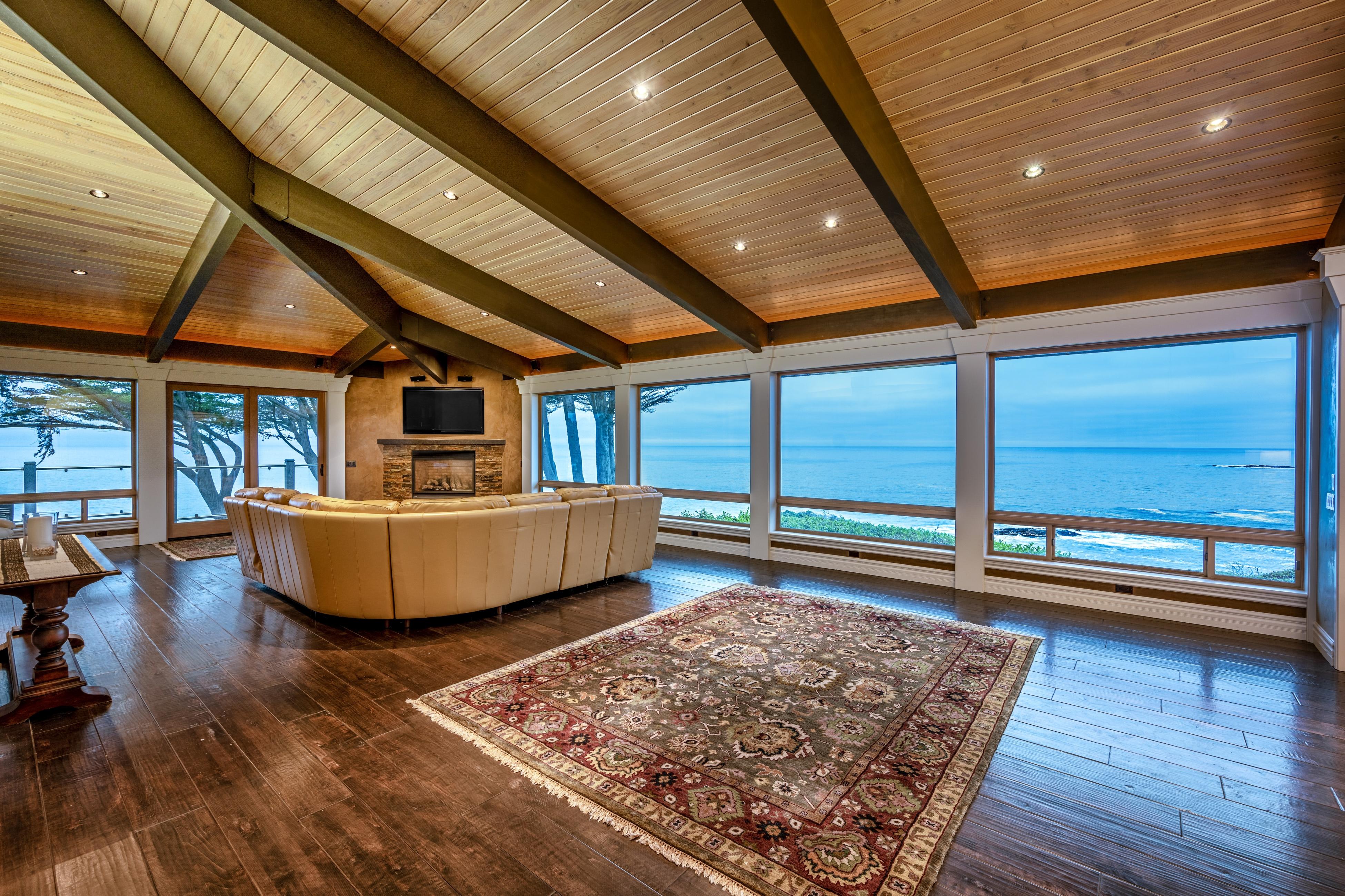 Property Image 2 - Oceanfront Dream Hideaway 