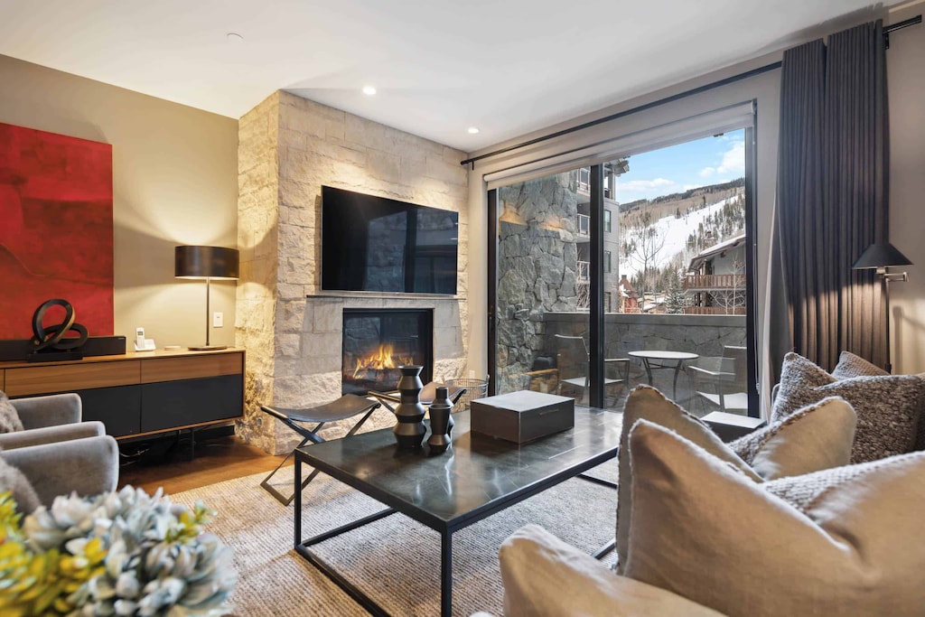 1706565155714-1097-12