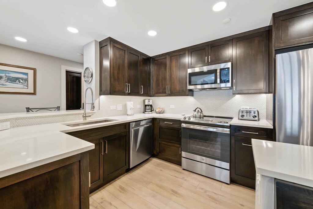 charter-1250-3266_52830786124_o