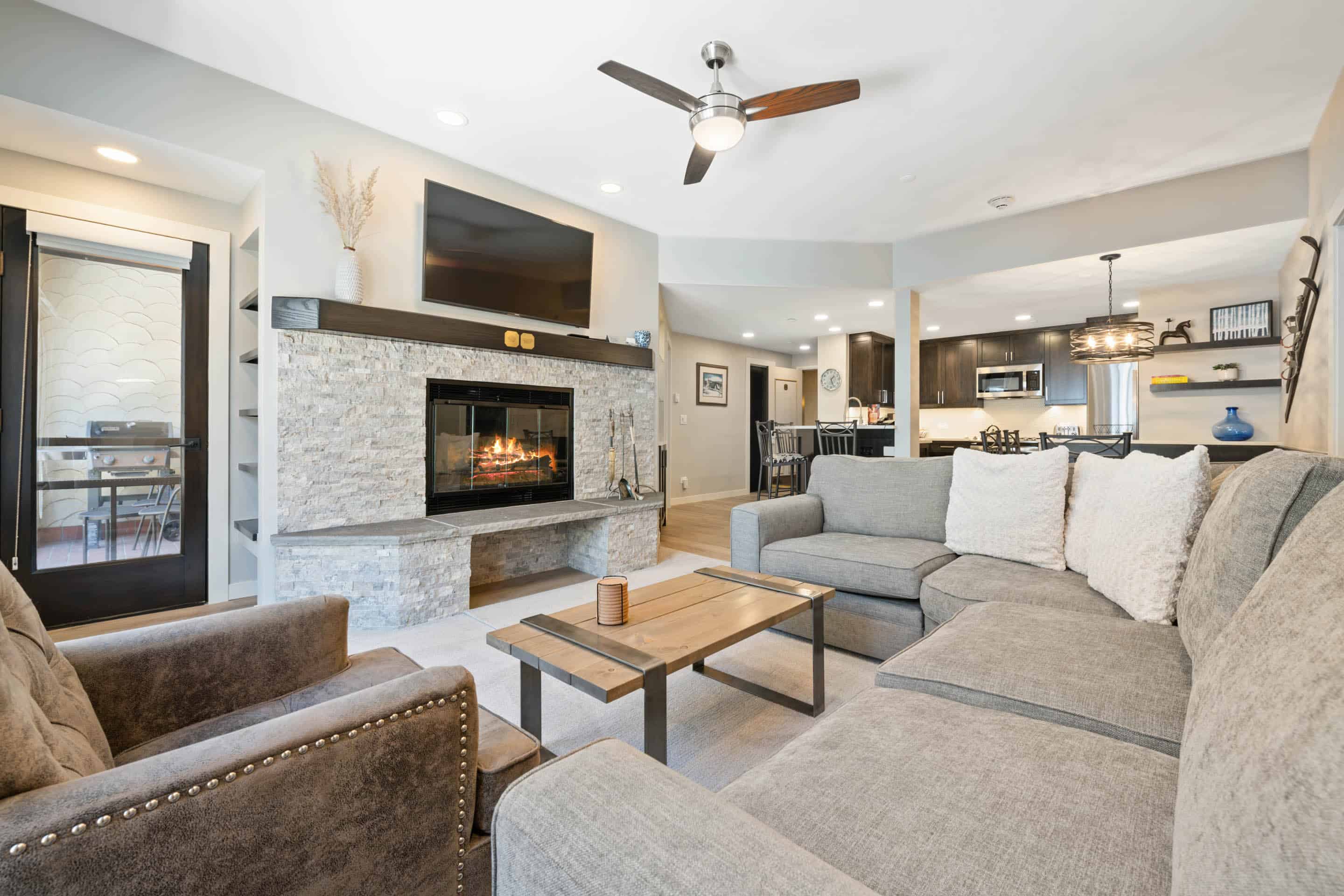 charter-1250-3251_52831050693_o