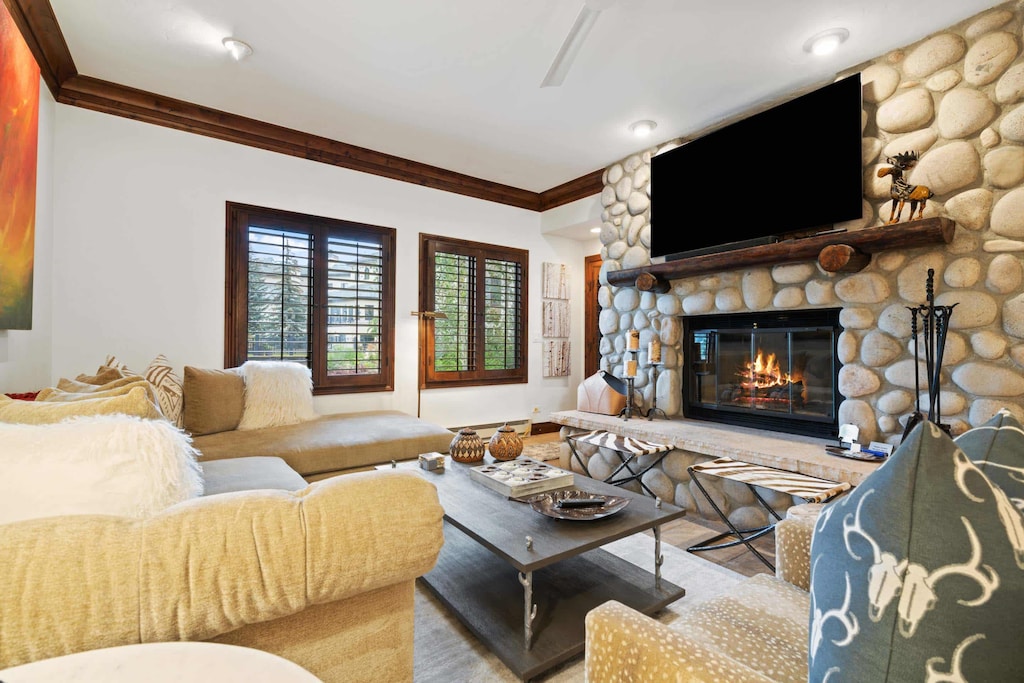 charterc160-9638_54754519962_o