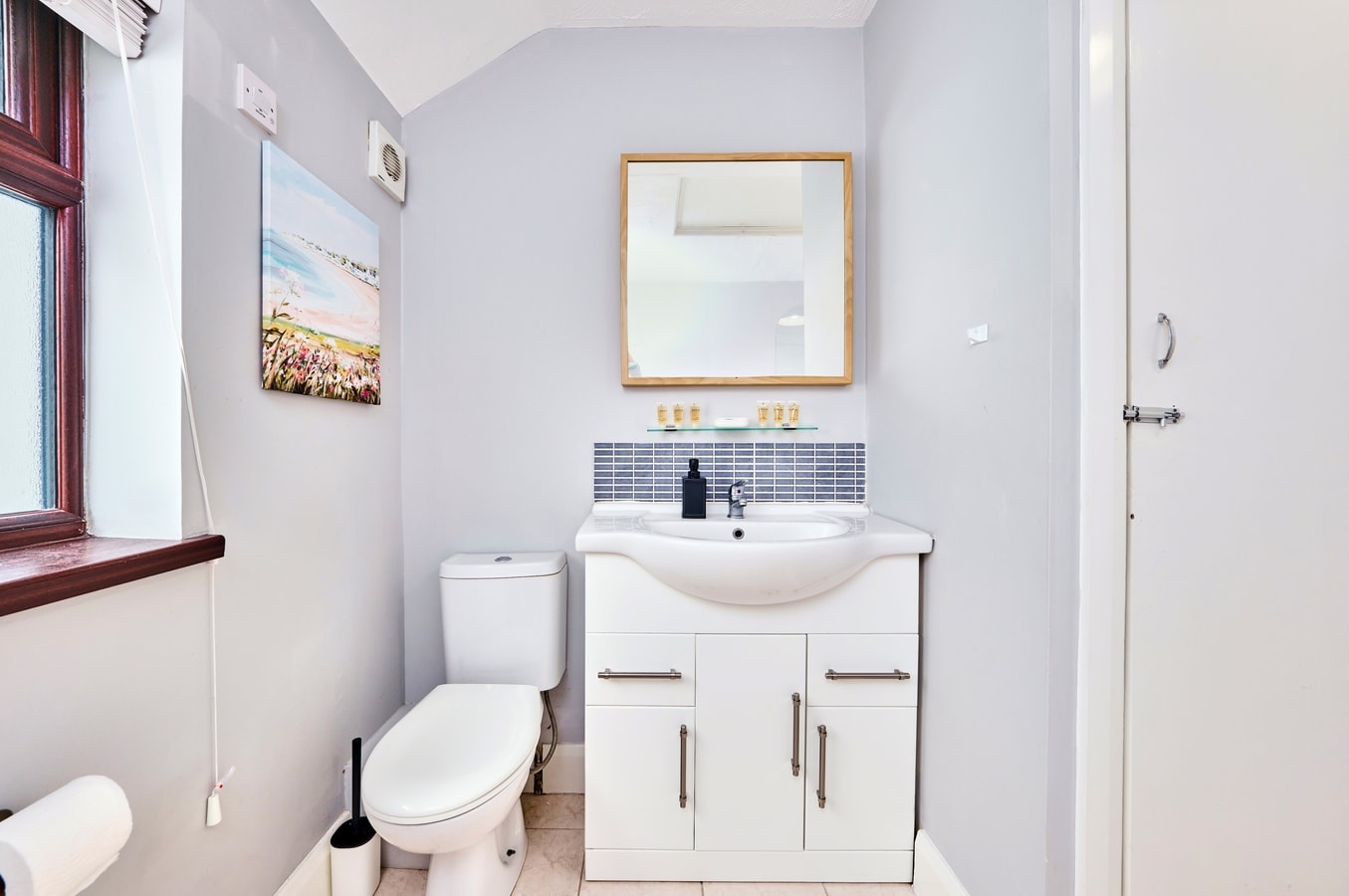 Tranquil and Stylish Port Penthouse Prime Location Tranquil and Stylish Port Penthouse Prime Location