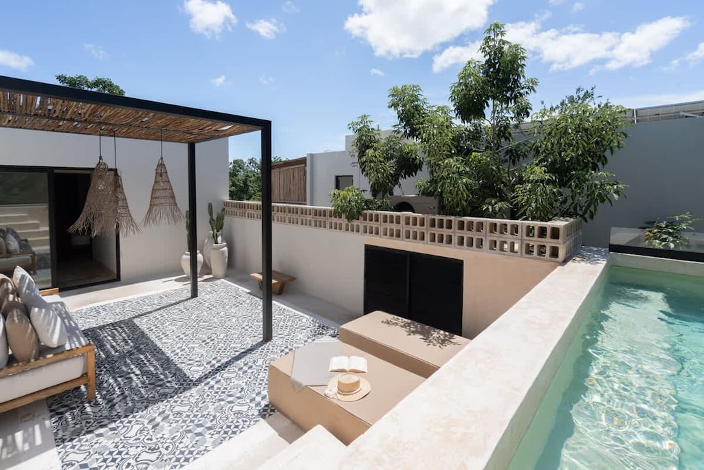 Amazing Rooftop with pool