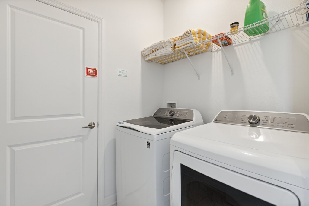 In-unit washer and dryer!