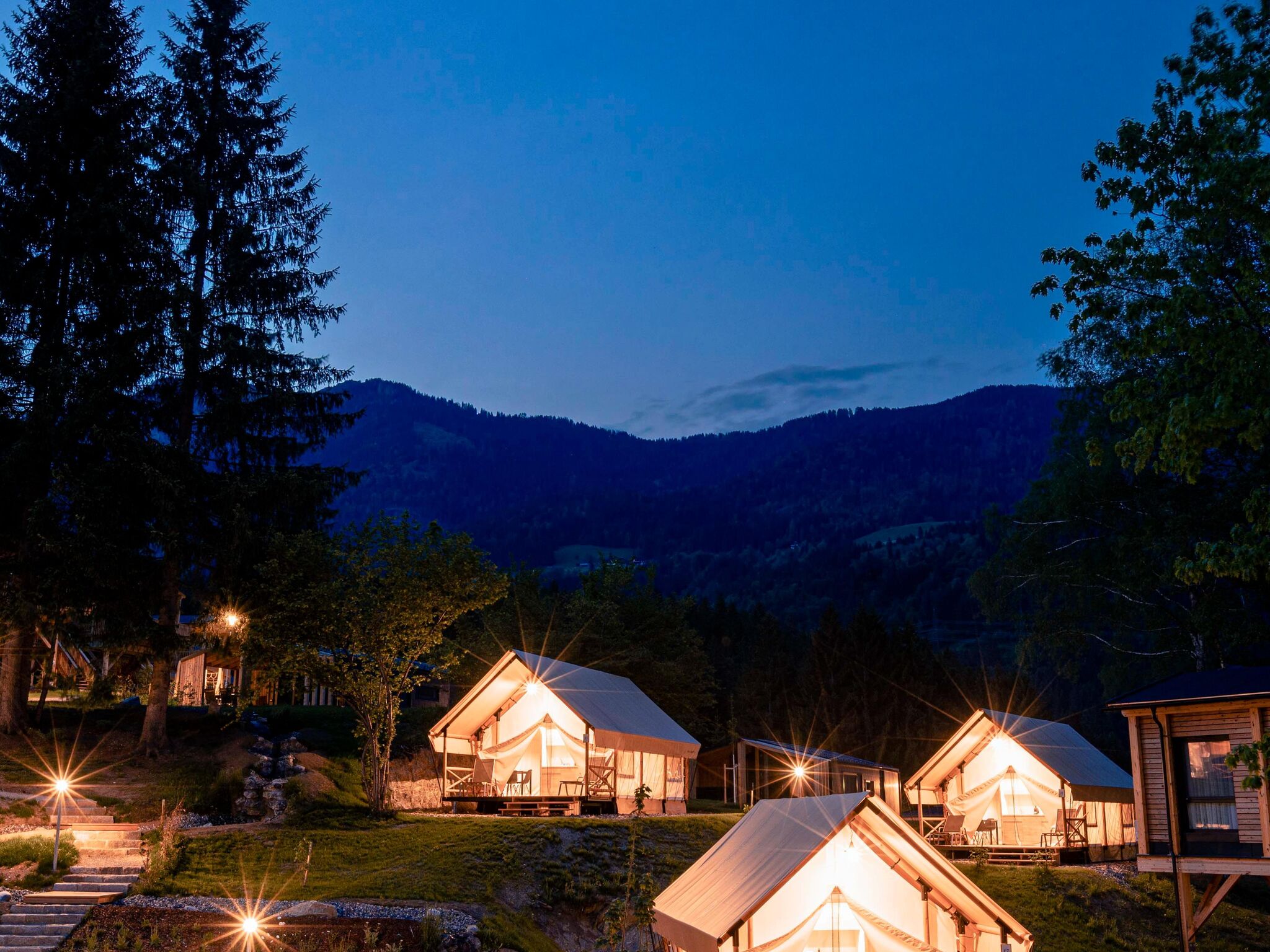 Beautiful tree house in the Gailtal valley