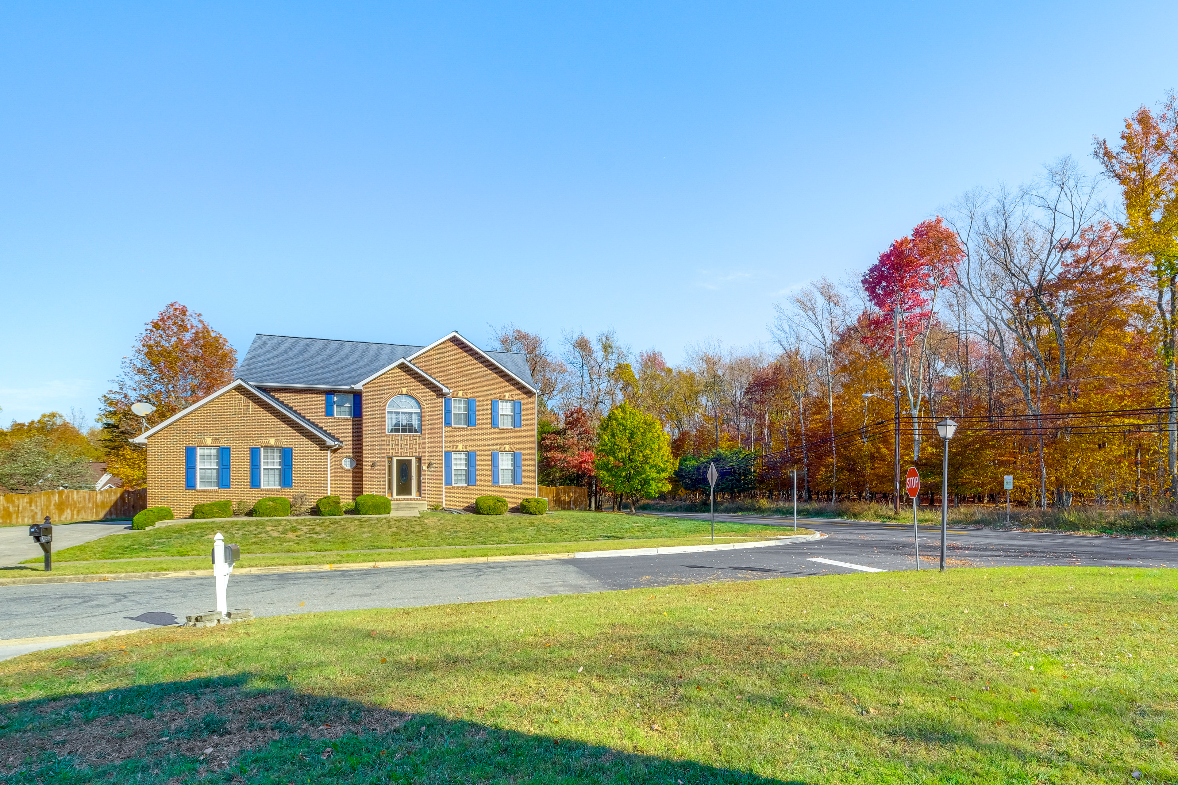 11 Mi to DC: Modern Home w/ Deck & Grill!