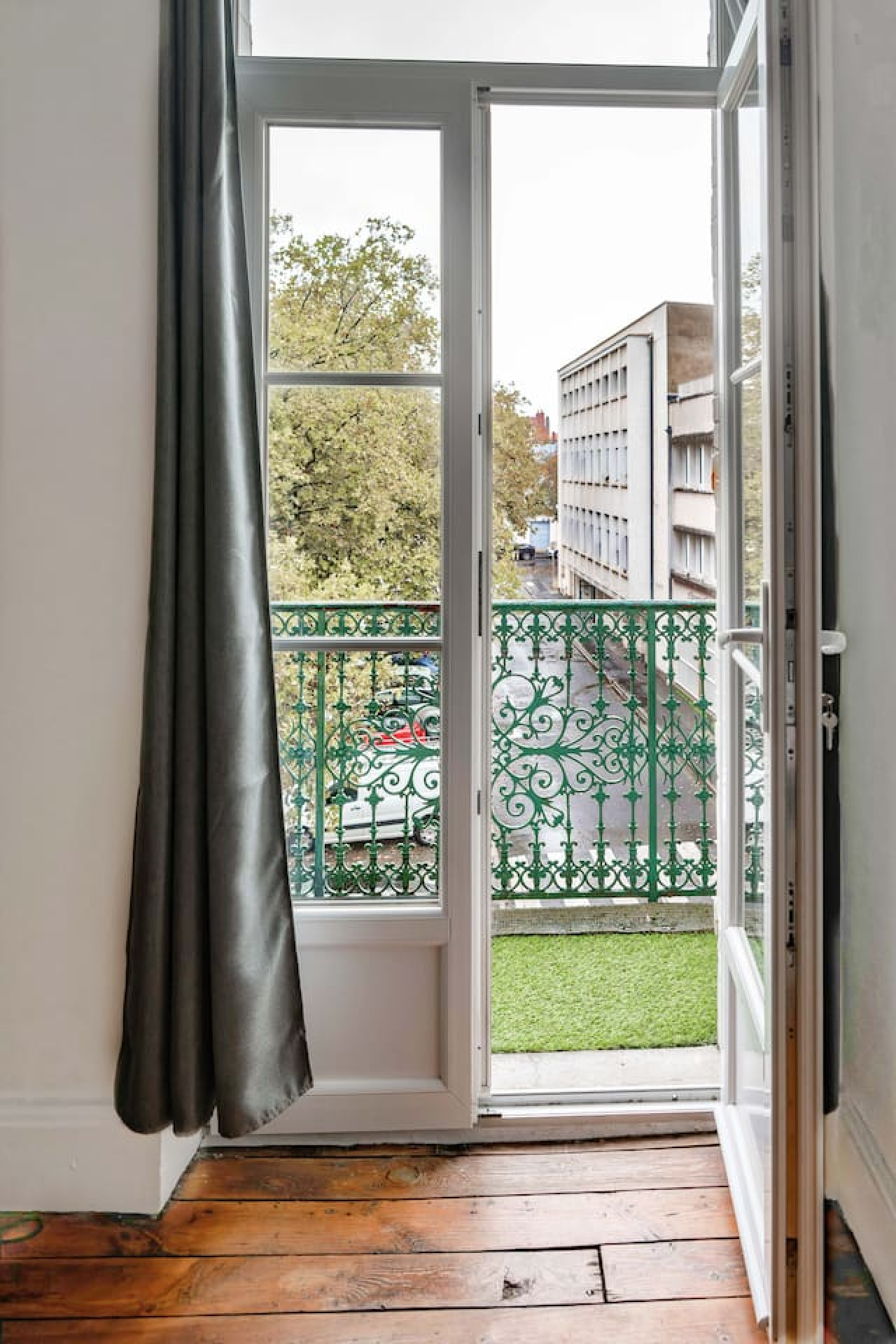 Le deux cent cinquante trois