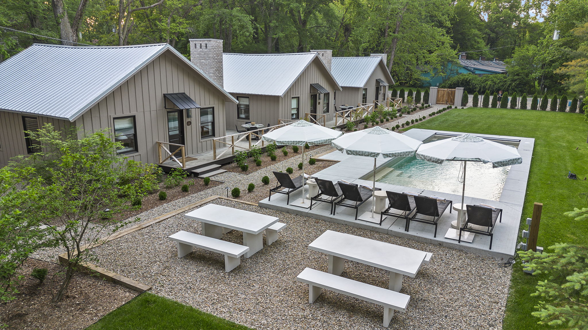 Backyard goals achieved with this pool and picnic area!