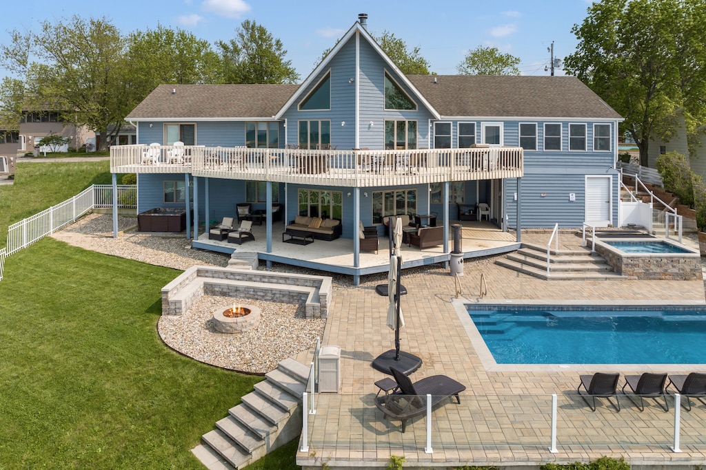 Welcome to Coastal Escape, the perfect base for your adventures around New Buffalo!