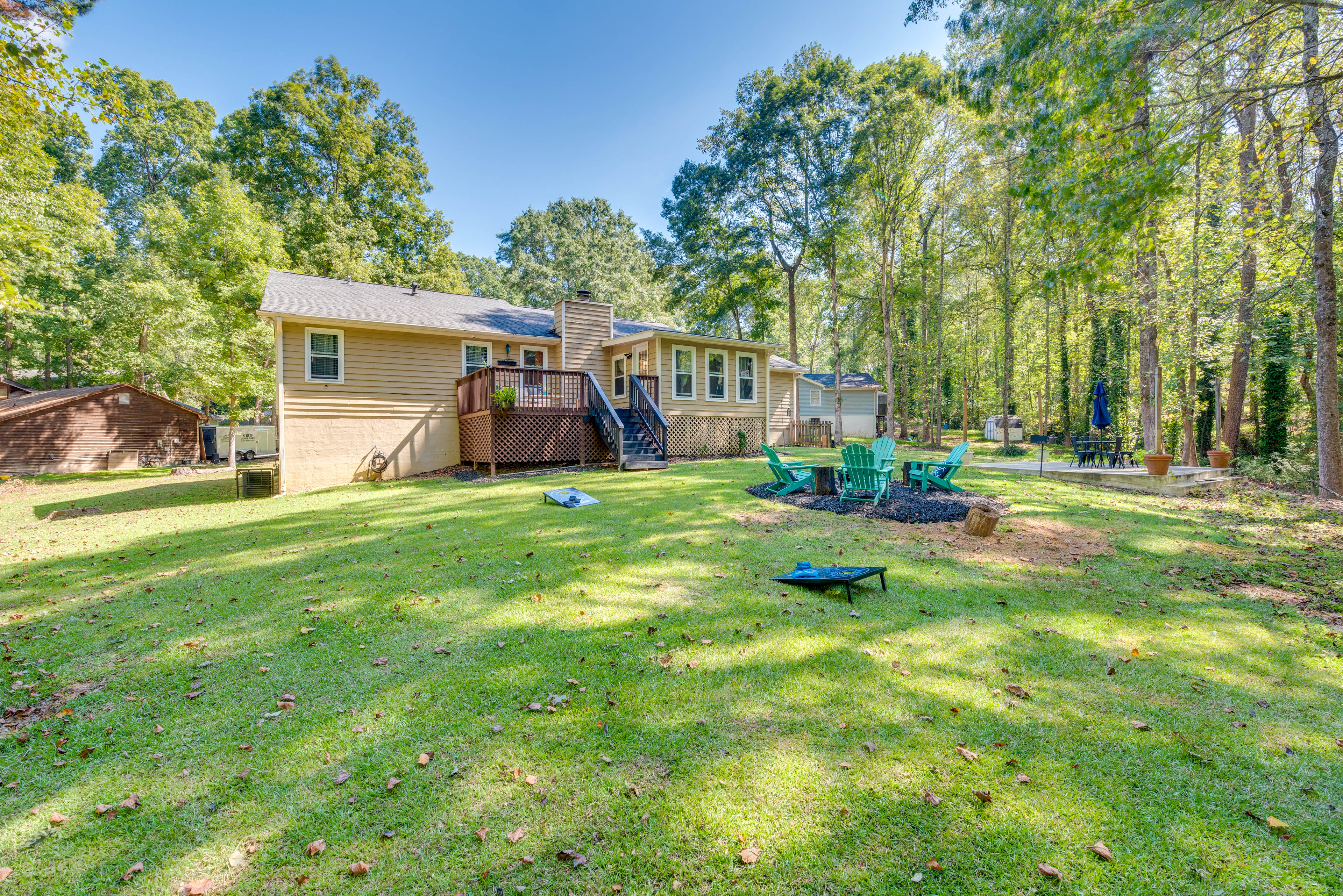 Property Image 2 - Ellenwood Family Home: Fire Pit, Deck & Pool Table