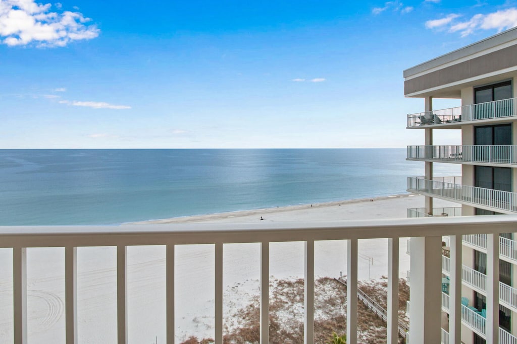 Gorgeous beach views from the balcony