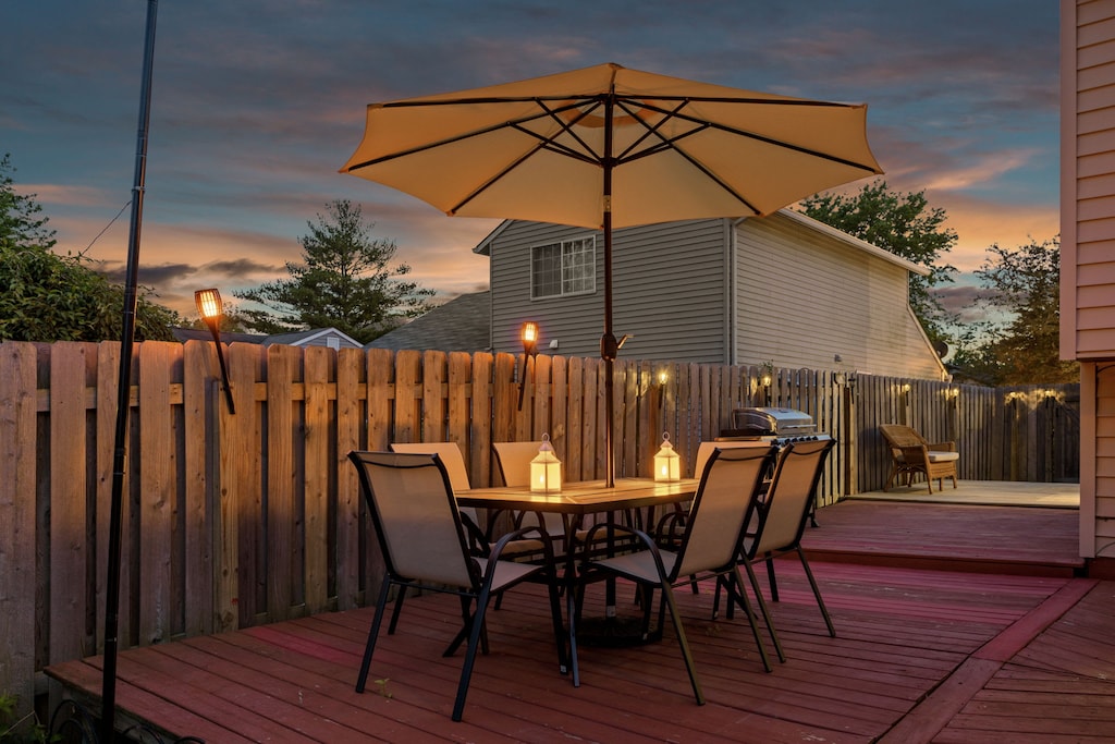 Indulge in a delightful dinner beneath the stars at our outdoor dining area, ideal for enjoying al fresco dining in the evening.