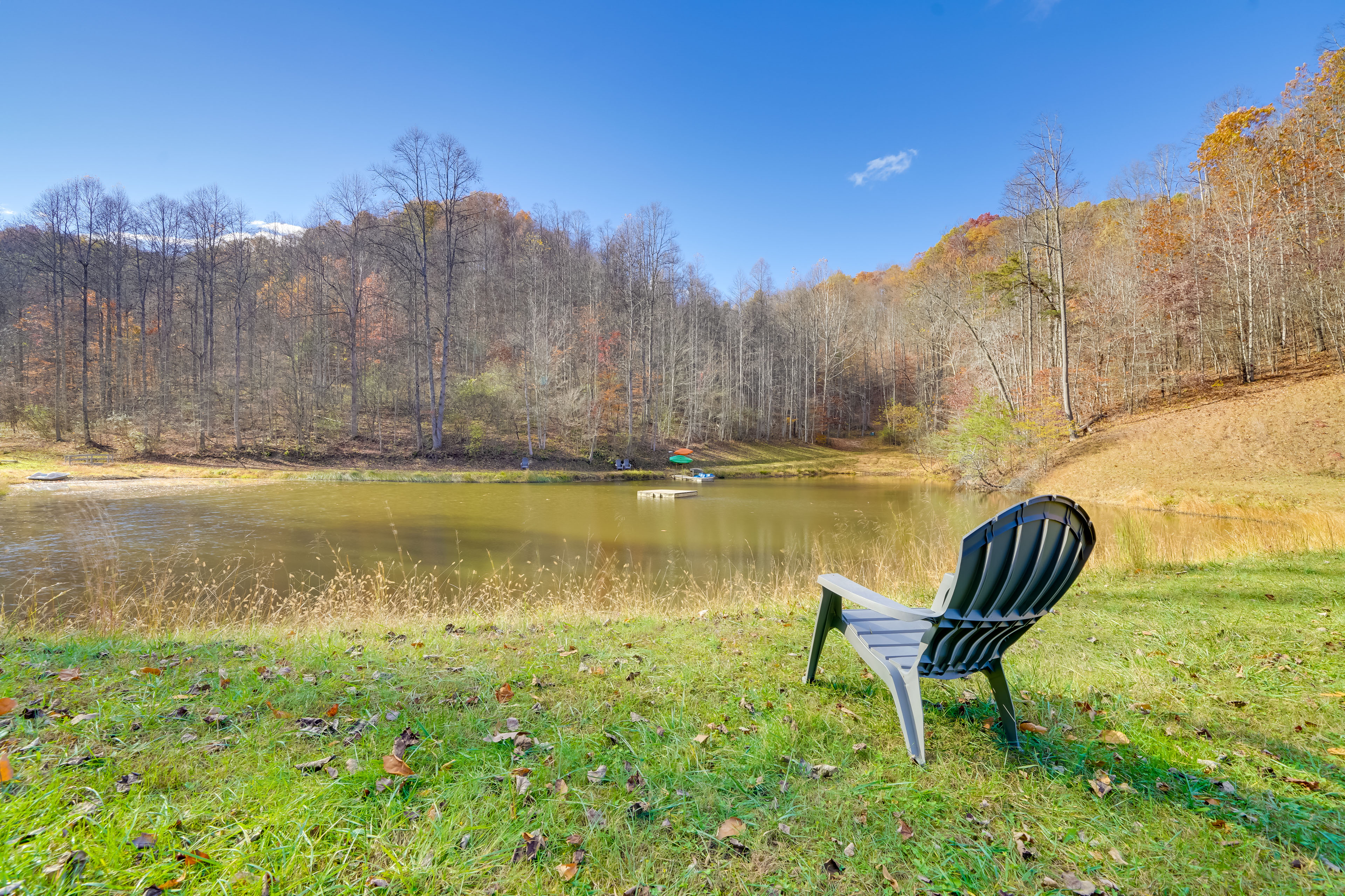 Hike & Picnic at Group Getaway in Rosedale!