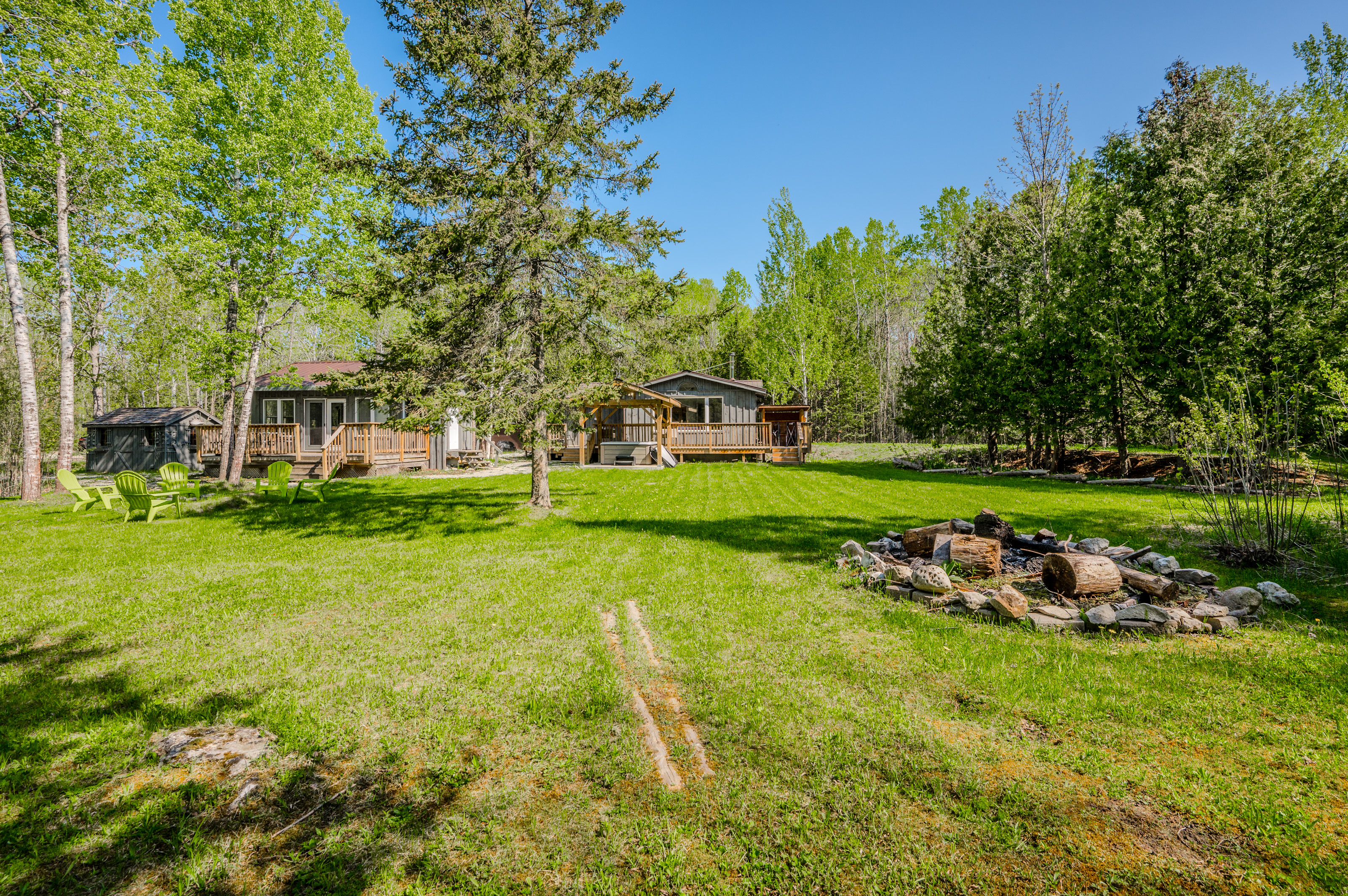Serene Winter Wonderland with Hot Tub
