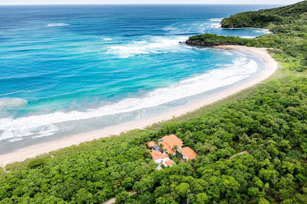 Property Image 2 - Beachfront home with Pool