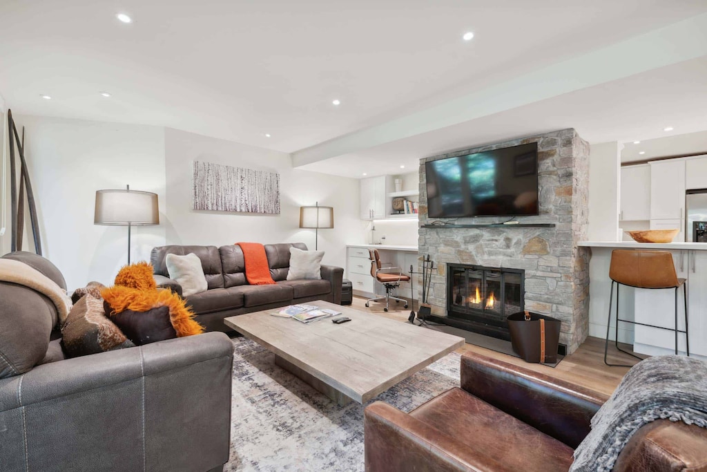 woodrun-2-4621_54030166264_o