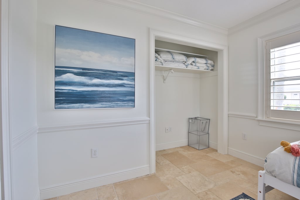 Guest bed closet (doors installed soon)