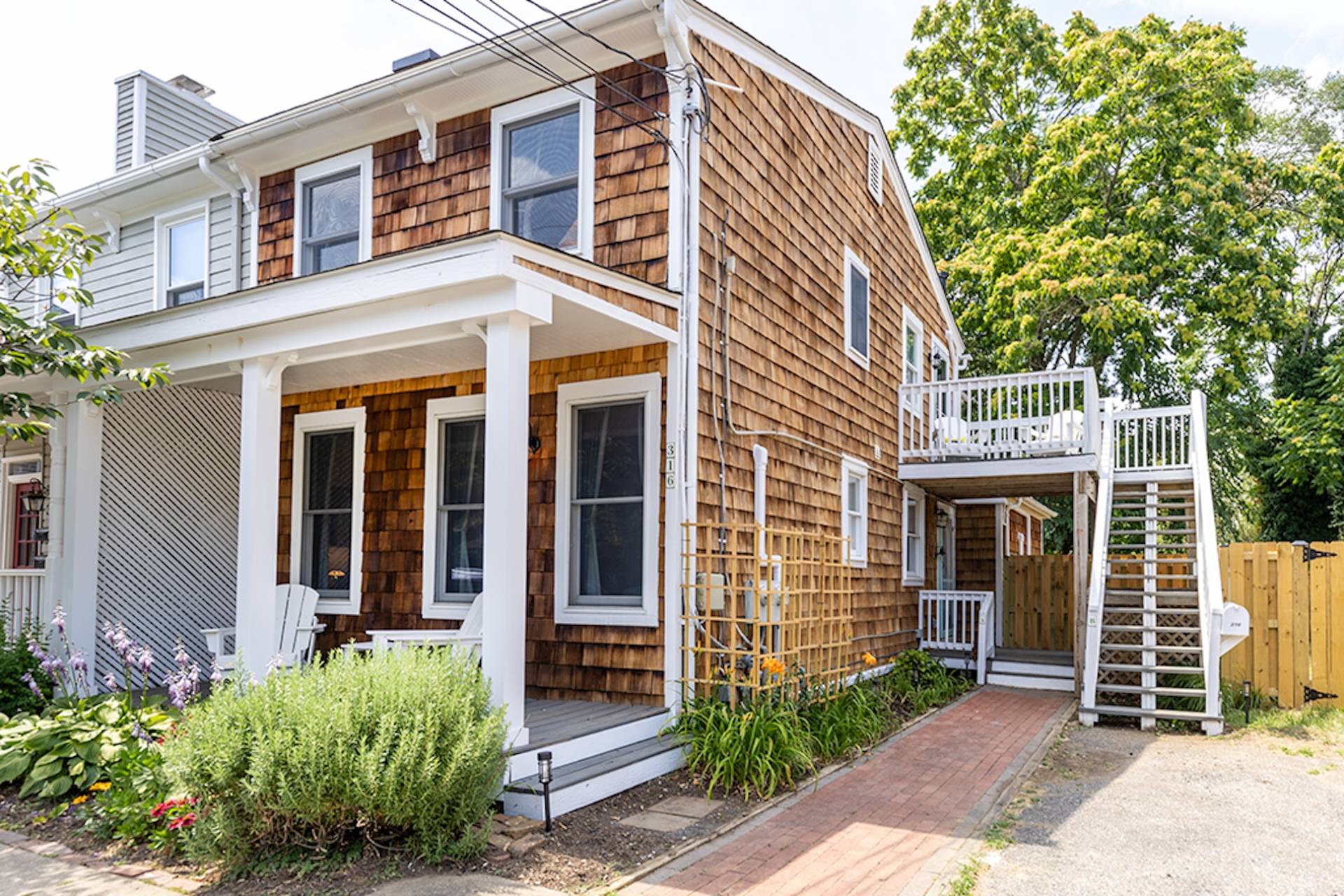 Property Image 1 - Below Deck