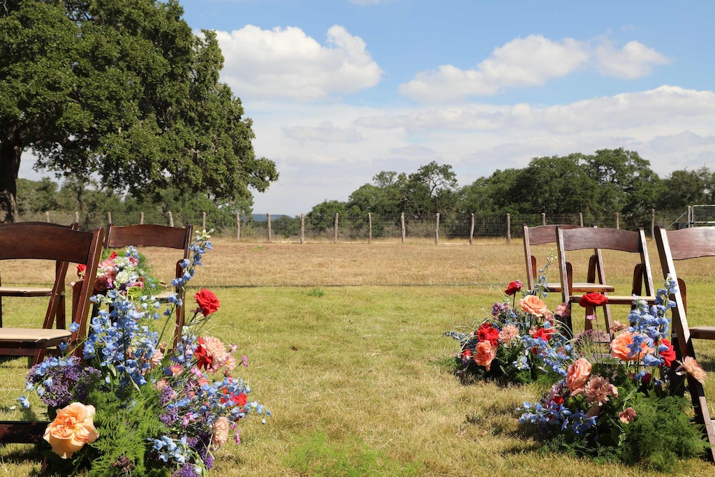 Rusted Roof Ranch is the perfect venue for micro weddings and celebrations -- offering a peaceful, scenic retreat for up to 75 guests.