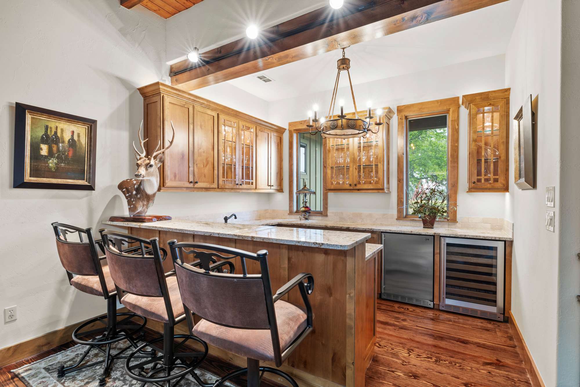 Billiards/Ping Pong with a bar